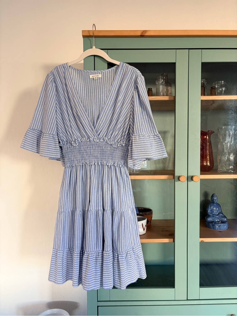 Max Studio Sz M Coastal Resort Wear Blue & White Striped V-Neck Tiered Dress